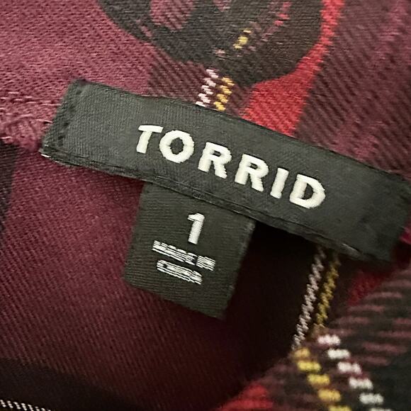 Torrid Mini Skirt Womens 1X Burgundy Red Plaid Goth Skulls Punk Grunge 13904737 - Picture 6 of 11